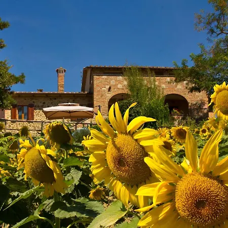 Poggio Cantarello Vacanze Farm stay